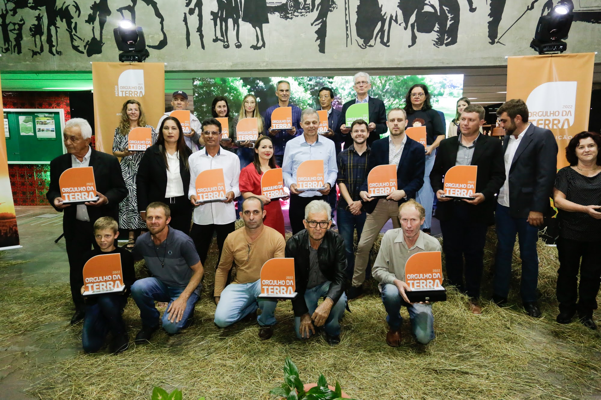 Segundo Prêmio Orgulho da Terra homenageou boas práticas do agronegócio paranaense no dia 30, em Curitiba